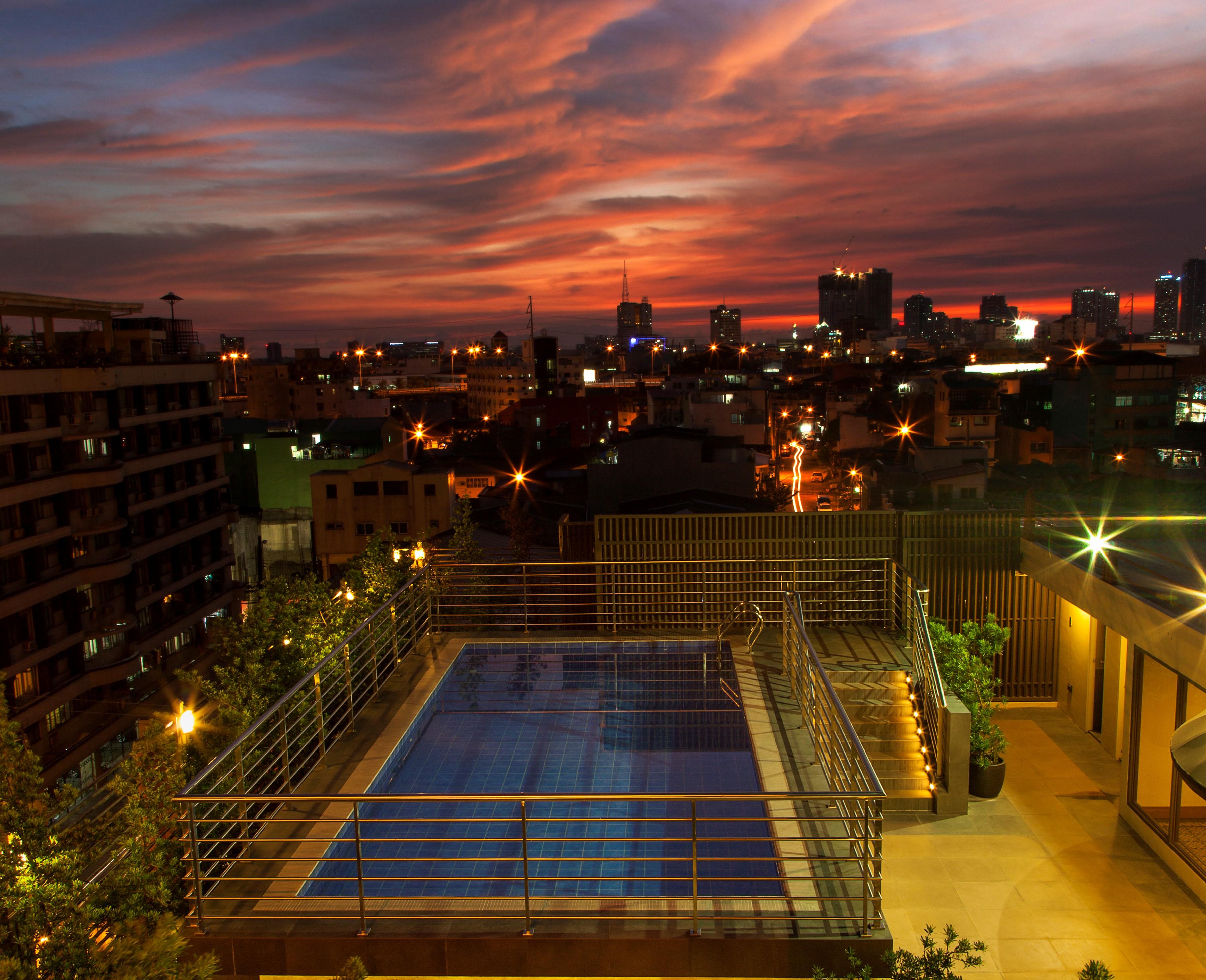 Herald Suites Makati City Exteriér fotografie