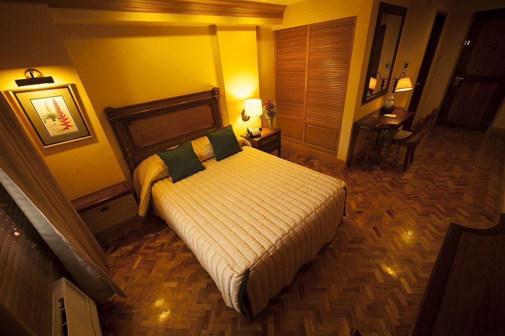 Herald Suites Makati City Exteriér fotografie