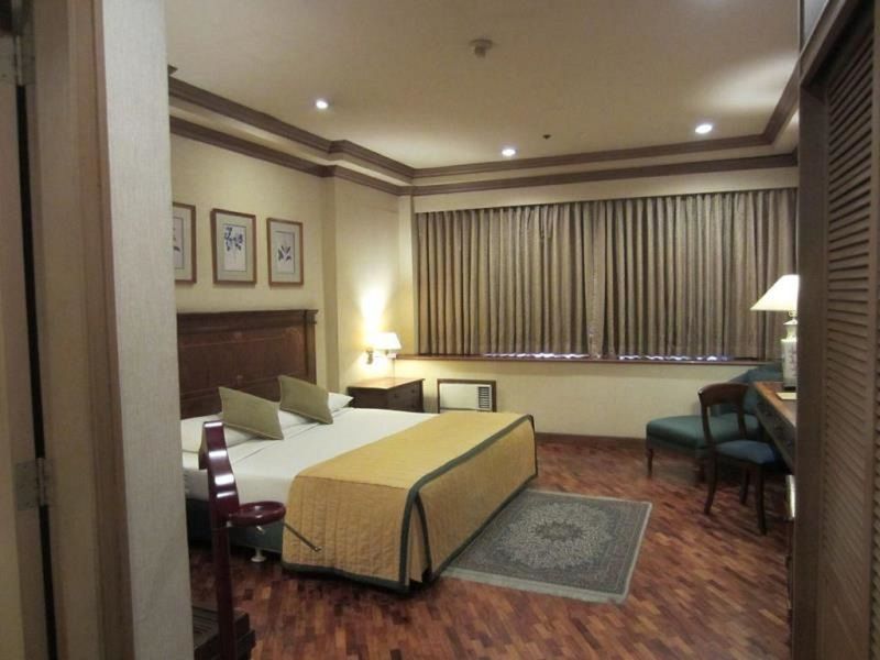 Herald Suites Makati City Exteriér fotografie