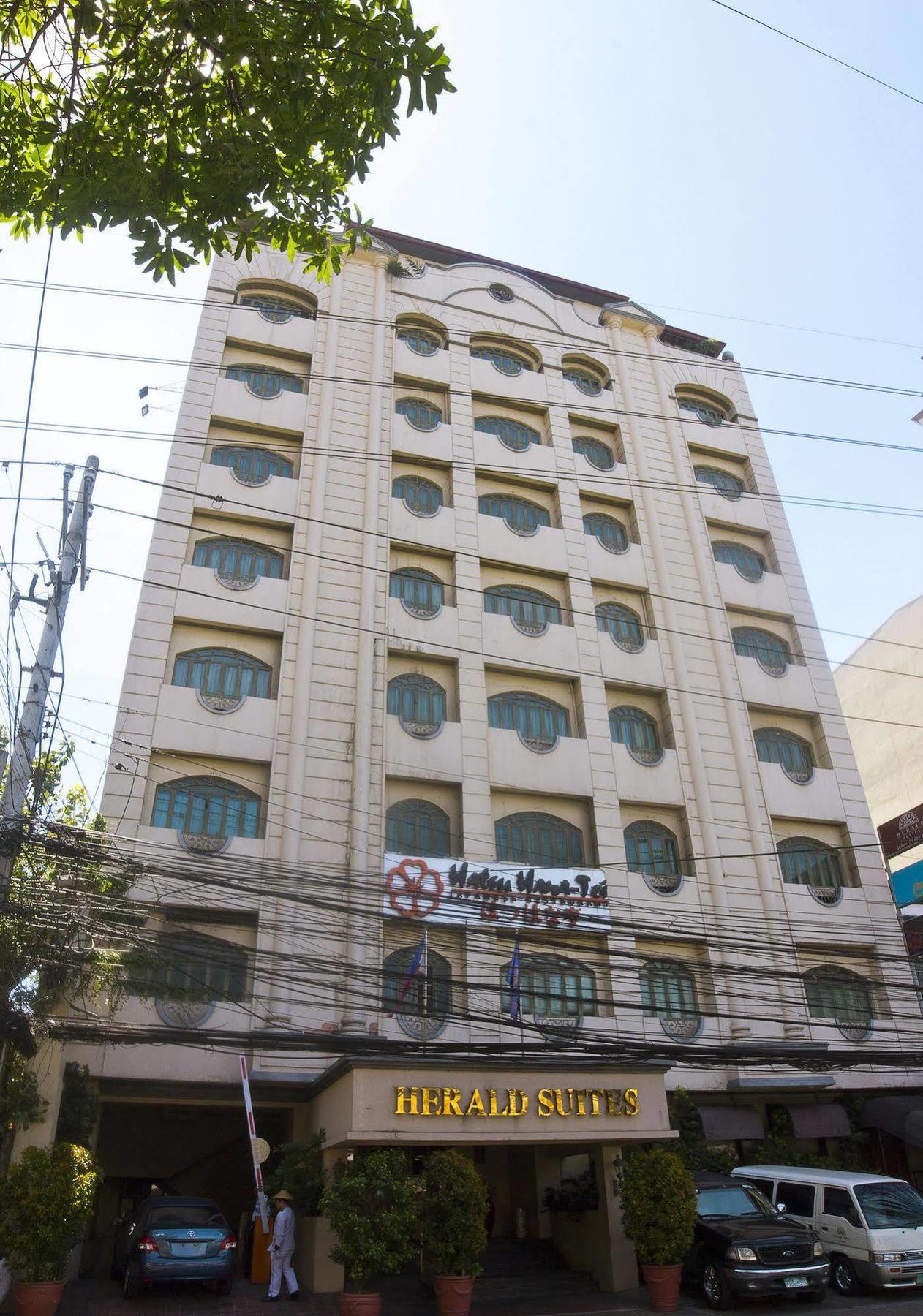 Herald Suites Makati City Exteriér fotografie