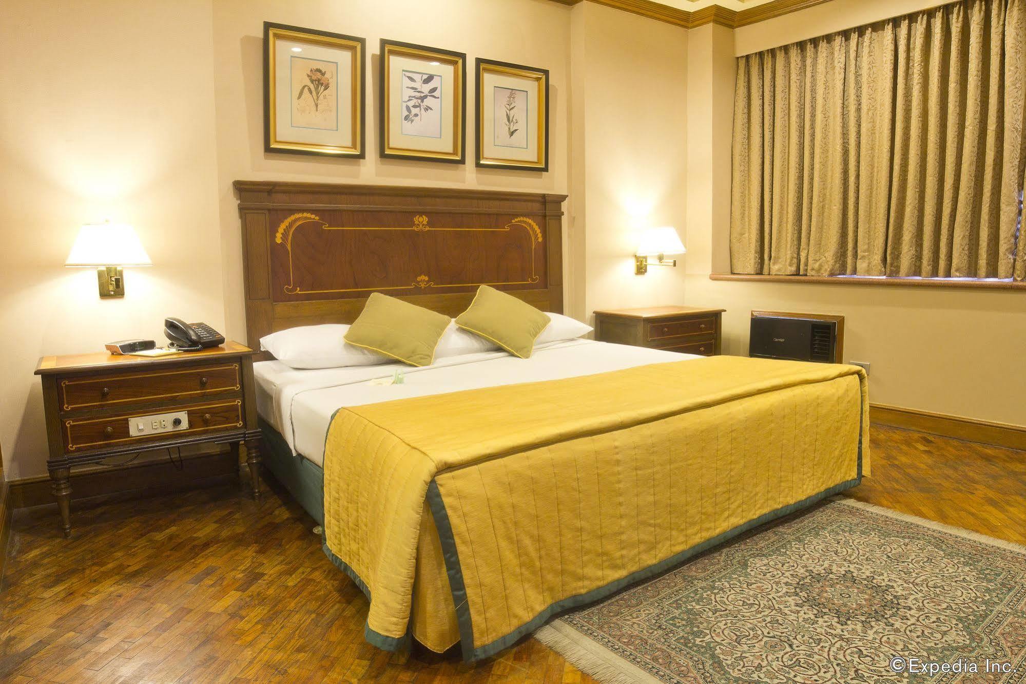 Herald Suites Makati City Exteriér fotografie
